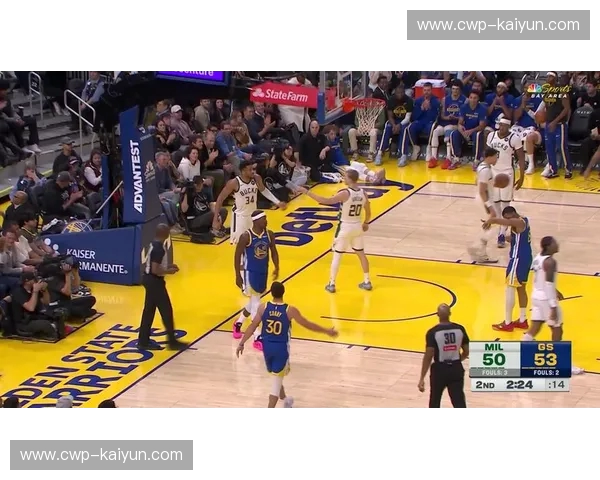 库里王朝的黎明：2015勇士vs雄鹿，一次划时代的碰撞